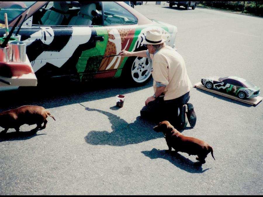  BMW 850 CSi Art Car by David Hockney 1995 года  (фото 7 из 8)